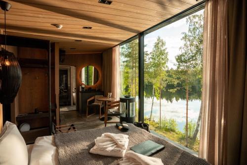 Rantasalmi Resort | Experience Kuru Resort: Hot Tub & Breakfast Included