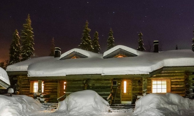 Rukatunturi House | Discover Kuruhovi b by Interhome: Lake View & Spa Retreat