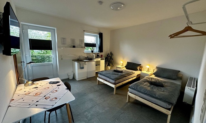 Bad Zwischenahn Apartment | Ideal Getaway: Experience Kurz Oder Lang's Perfect Stay