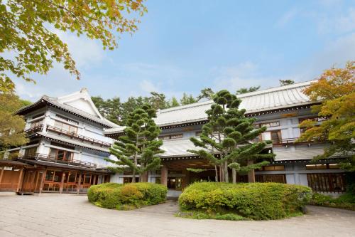 Kusatsu Onsen Hotel | Relax at Kusatsu Onsen Hotel1913 - 4-Star Comfort Awaits