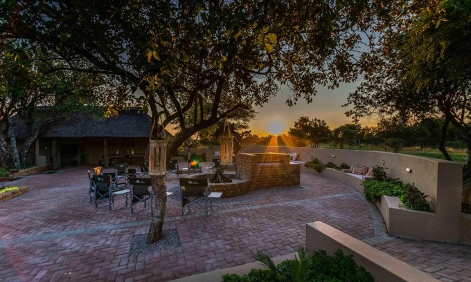 Rustenburg Cabin | Experience KwaNathi Lodge: Family-Friendly with Pool Access