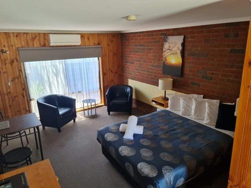 Kyabram Hotel | Kyabram Country Motel: Family-Friendly Stay with Breakfast