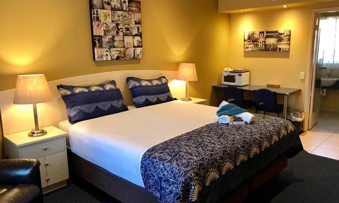 Kyabram Hotel | Discover Comfort at Kyabram Motor Inn - 4-Star Retreat