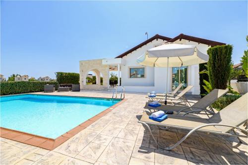 Ayia Thekla Villa | Discover Kymma Villa 4: Guest Rated 10/10 with Pool