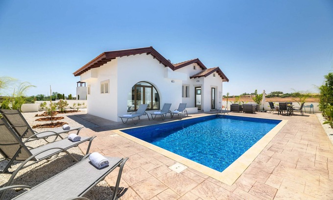 Ayia Thekla Ski Chalet | Relaxing Getaway at Kymma Villa #5 with Oceanfront Views