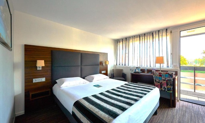 Merignac Hotel | Pet-Friendly Kyriad Bordeaux - Merignac Aéroport Hotel