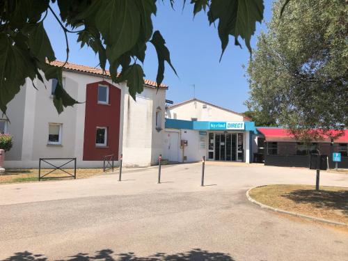 Rivesaltes Hotel | Comfortable Stay at Kyriad Direct Perpignan - Aeroport
