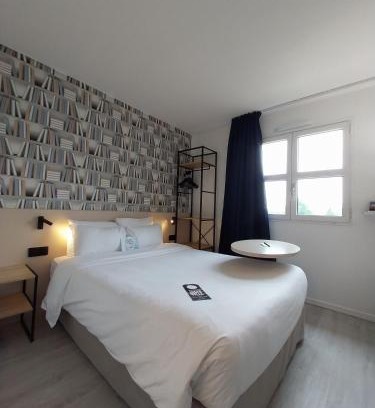 La Fleche Hotel | Pet-Friendly Kyriad Hôtel La Fleche with Family Amenities
