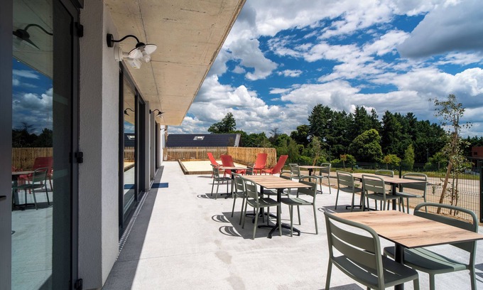 Limoges Hotel | Eco-Friendly Relaxation at Kyriad Limoges - Ester