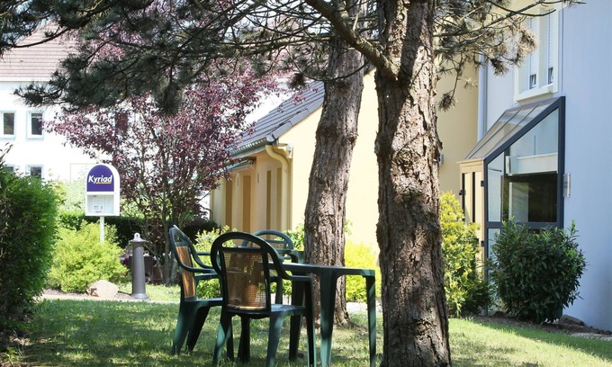 Ludres Hotel | Discover Kyriad Nancy Sud - Ludres: Family-Friendly Retreat