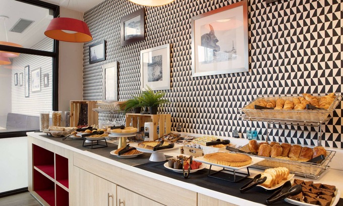 Saint-Maurice Hotel | Discover KYRIAD PARIS EST - Bois de Vincennes with Spa & Breakfast