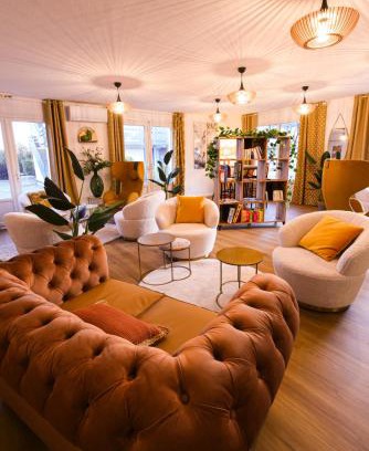Villeneuve-Saint-Georges Hotel | Explore Kyriad Villeneuve Saint Georges - Pet Friendly Stay