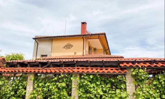 Tsarevo House | Discover Kyshta za Gosti Raya: Cozy, Pet-Friendly Stay