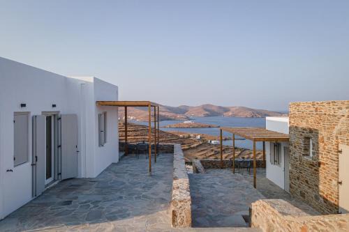 Kithnos Apartment | Inviting Kythea Suites in Kythnos - Child-Friendly Retreat