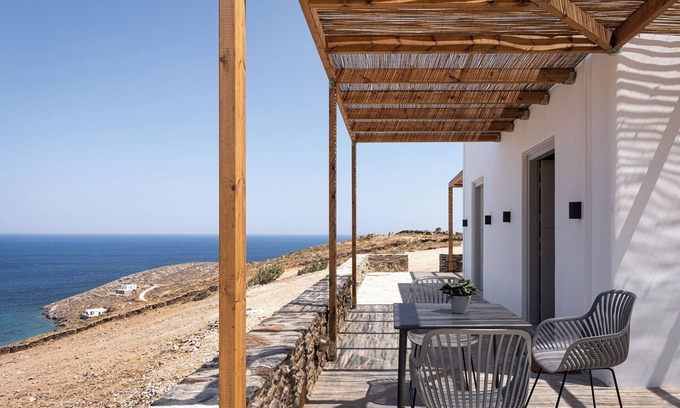 Kithnos Apartment | Inviting Kythea Suites in Kythnos with Family-Friendly Amenities