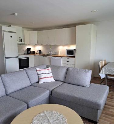 Lapvaartti Apartment | Cozy Stay at Lägenhet Nybrovägen - Child Friendly Retreat