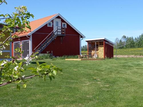 Torsby Apartment | Cozy Countryside Apartment - Family-Friendly Retreat