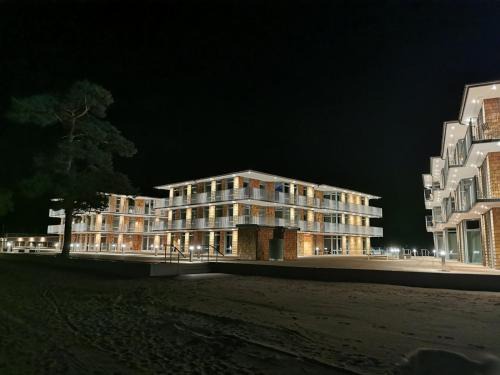 Aahus Apartment | Lägenhet på stranden i Åhus med havsutsikt och närhet till Spa & utomhuspool