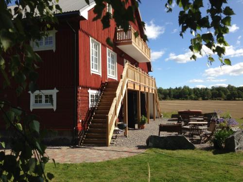 Strangnas Municipality House | Discover Comfort at Låsta Gårdshotell: Pet Friendly & Rated 8.9