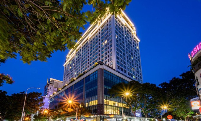 Phuong 6 Apartment | Elegant Léman Luxury Apartment in HCMC - 4-Star Excellence