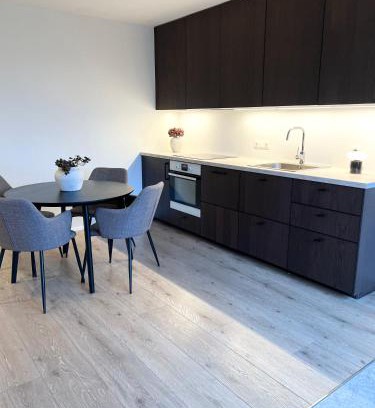 Hofn Apartment | Guest Favorite: Lónið Apartments with Family-Friendly Amenities