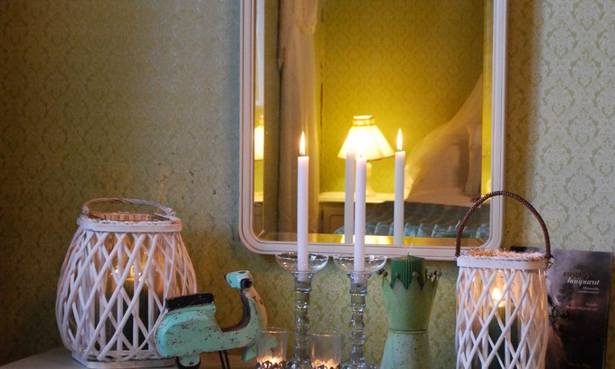 Tiainen Apartment | Ocean View Retreat at Löydön Kartano - Spa & Breakfast Included