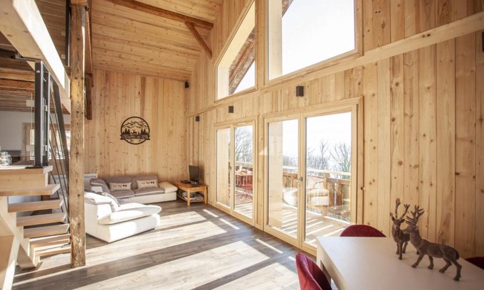 Verchaix Ski Chalet | Discover L'échappée des Rêves - 4-Star Family Retreat