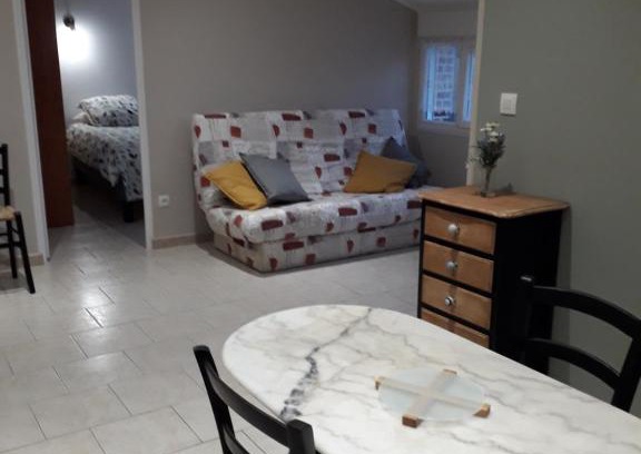 Le Nouvion-en-Thierache House | Elegant L'école buissonnière: Family-Friendly Retreat