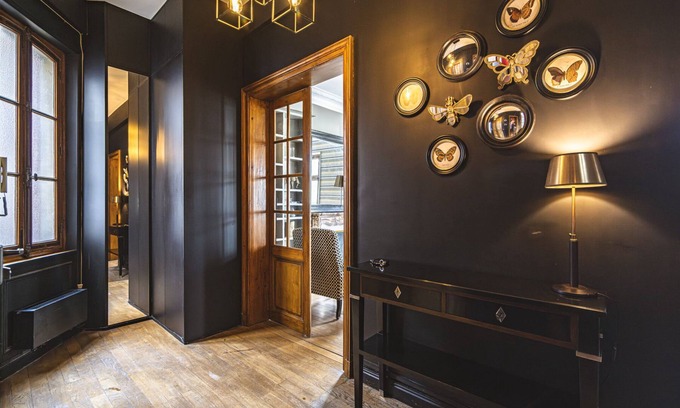 Centre Erlon Apartment | Experience L'Élégance Vue Parc Reims with Family-Friendly Amenities