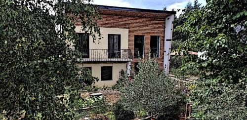 Checy Apartment | Discover L'établi: Guest Rated 8.9/10 Experience