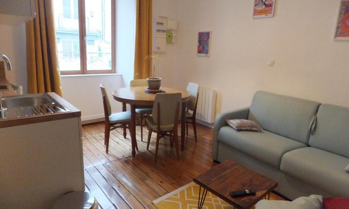 Dieppe Apartment | Discover TOIMOINOU: Central Location with Market Views