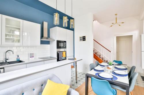 Cognac Apartment | Family-Friendly Retreat at L'Aile Droite #3 with AC