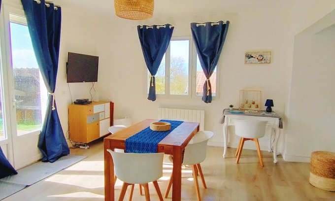 Quiberville House | Cozy Family Retreat with Ocean Views and Spa Amenities