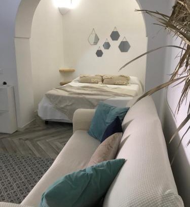 Pantelleria Apartment | Discover L’alcova del centro: Guest Rated 10/10, Family-Friendly