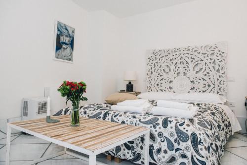 Gaeta House | Cozy Stay at L' Ambasciata Gaeta with Breakfast Included