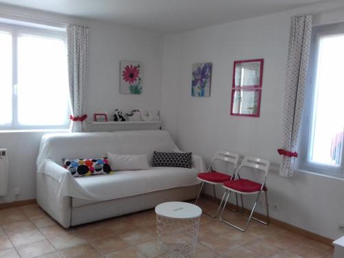 Amboise House | Pet-Friendly Retreat at L'Amboiselyne with Top Reviews