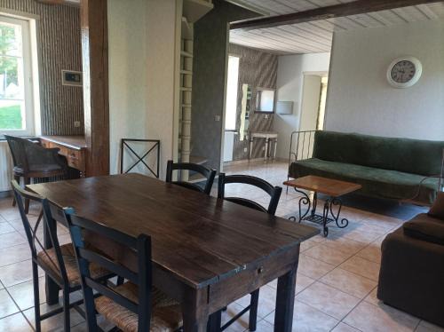 Pierrefitte-en-Cinglais House | Experience L' Ancien Pressoir 2: Family & Pet-Friendly Retreat