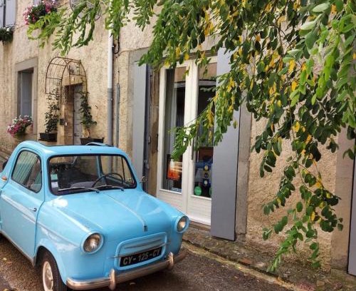 Caunes-Minervois Bed & Breakfast | Experience L'Ancienne Boulangerie with Family-Friendly Amenities