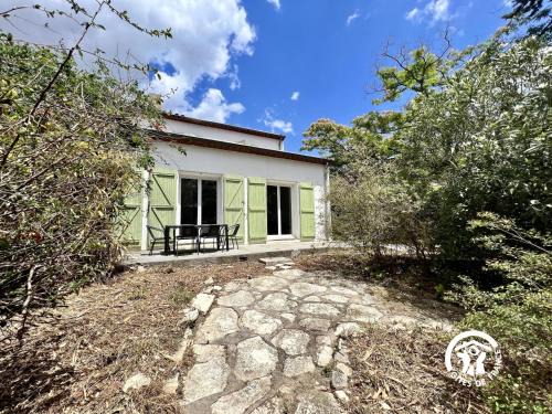 Portel-des-Corbieres House | Discover L Angele: 4-Star Family-Friendly Retreat