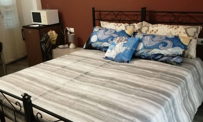 Omegna Bed & Breakfast | Cozy Private Room with Lake Views in Omegna Center