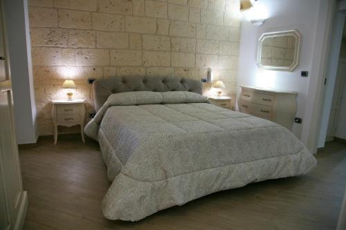 Oria Historic Centre House | Family-Friendly L'Angolo del Salento with Breakfast & Top Ratings