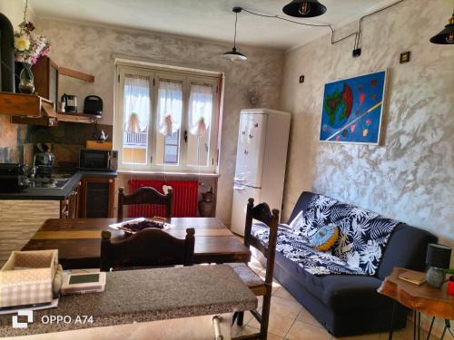 Vernato House | Discover L'angolo di Erika: Pet-Friendly with Breakfast