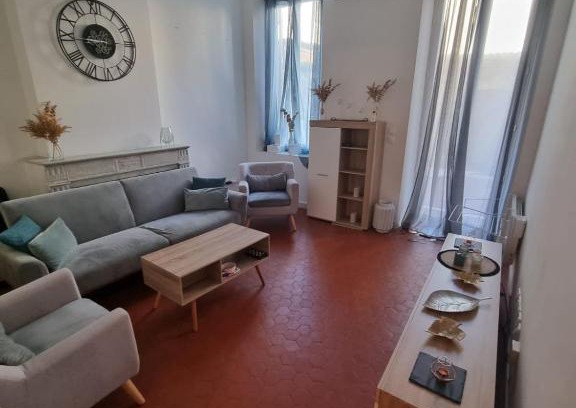6th Arrondissement Apartment | Family-Friendly Comfort at L'Antre du Dragon Hotel
