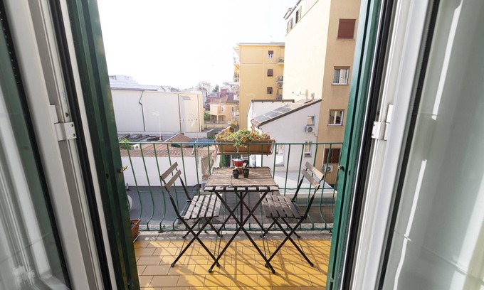 Pigneto Apartment | Family-Friendly Stay at L Antro di Circe in Roma