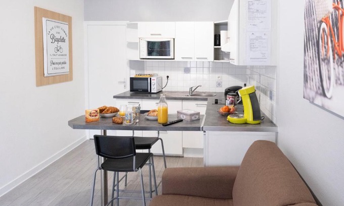 Montrevault-sur-Evre Apartment | Cozy Child-Friendly Retreat at L'appart à Mimine