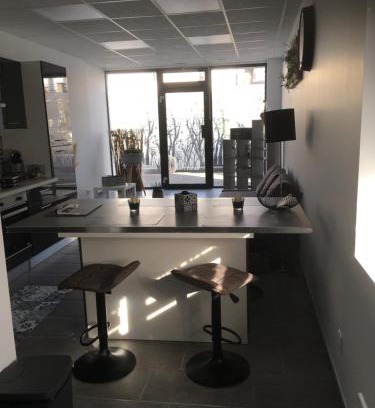 Dole Apartment | Charming L’appartement: Family-Friendly Stay with Top Ratings