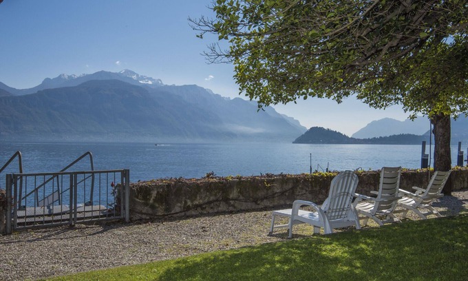 Menaggio Apartment | Stunning L'approdo: Menaggio on the Lake with Breakfast