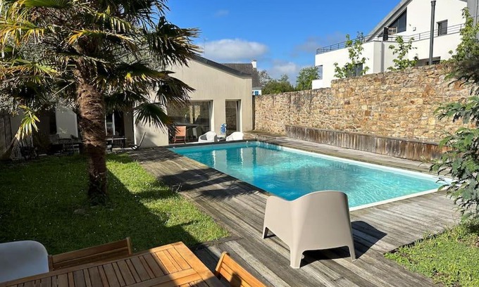 Arradon Villa | Relaxing L’Arabesque Villa: Pool & Oceanfront Escape
