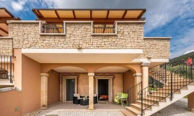 Chia Bed & Breakfast | Top-Rated L'Arcobaleno Di Chia with Breakfast & Kitchen