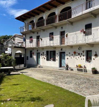 San Maurizio d'Opaglio Bed & Breakfast | Family-Friendly Stays at L Arcolaio - Rated 9/10 by Guests